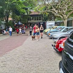 img-cm-recebe-10-encontro-carros-03